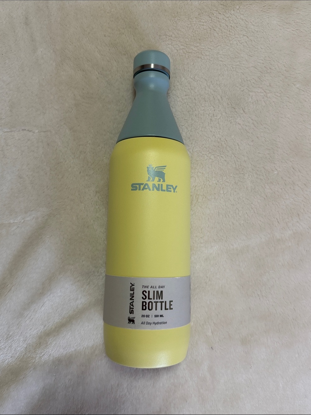 Stanley Yellow Bottle with Light Blue Cap 20oz